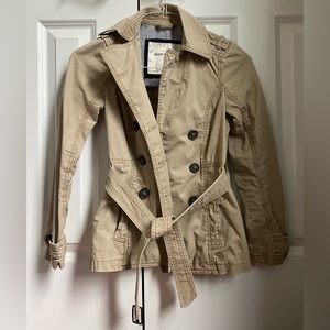 Abercrombie Kids Girls Trench Coat- tan/beige color, size Medium